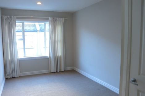 Photo of property in 10 Leneford Drive, East Tamaki, Auckland, 2013