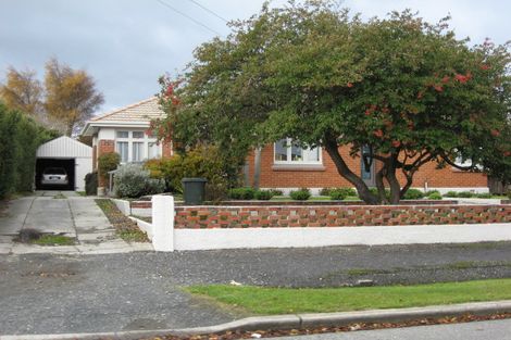 Photo of property in 33 Dryden Street, Milton, 9220