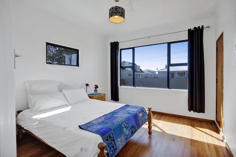 Photo of property in 11 Galt Street, Hawera, 4610