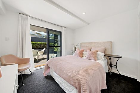 Photo of property in 1/58 The Parade, Bucklands Beach, Auckland, 2012