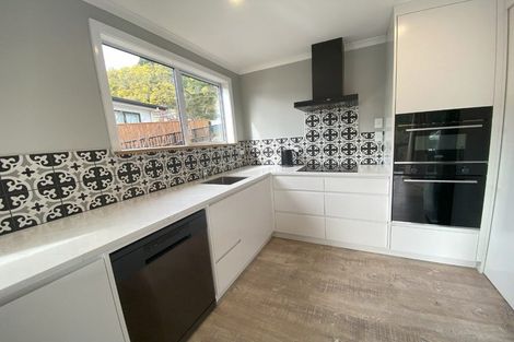 Photo of property in 10 Surrey Street, Picton, 7220