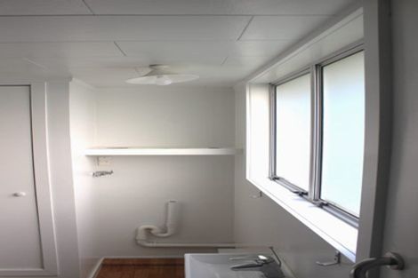 Photo of property in 33 Morton Avenue, Forrest Hill, Auckland, 0620