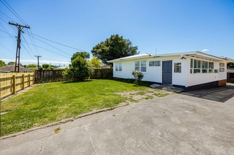 Photo of property in 13 Julian Place, Otara, Auckland, 2023
