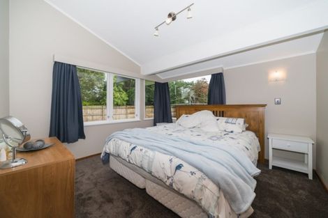 Photo of property in 6 Kapiti Place, Awapuni, Palmerston North, 4412