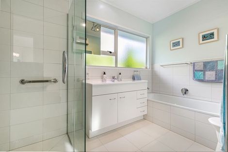 Photo of property in 50 Mayfair Crescent, Mairangi Bay, Auckland, 0630