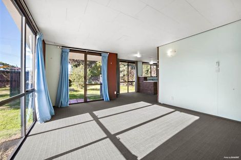 Photo of property in 141 Moire Road, West Harbour, Auckland, 0618