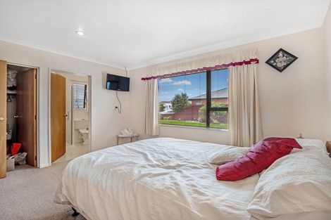 Photo of property in 2 Canon Stack Place, Kaiapoi, 7630