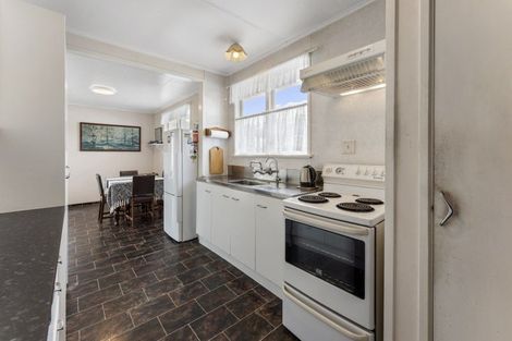 Photo of property in 44 Oregon Drive, Maoribank, Upper Hutt, 5018