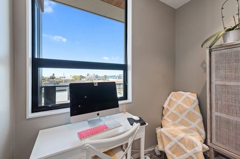 Photo of property in 2b The Terrace, Takapuna, Auckland, 0622