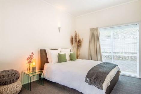 Photo of property in 4/30 Castor Bay Road, Castor Bay, Auckland, 0620