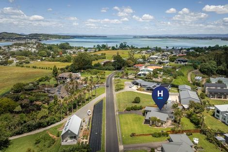 Photo of property in 111 Koutunui Road, Athenree, Katikati, 3177