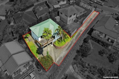 Photo of property in 17a Cherry Tree Place, Massey, Auckland, 0614