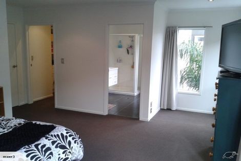 Photo of property in 1a Charlemont Street, Whitiora, Hamilton, 3200
