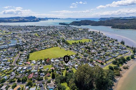 Photo of property in 64 Catherine Crescent, Whitianga, 3510