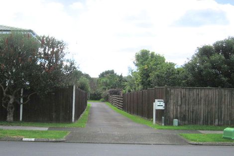 Photo of property in 1/6 Vivian Wilson Drive, Eastern Beach, Auckland, 2012