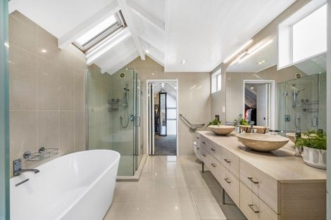 Photo of property in 20 King Edward Parade, Devonport, Auckland, 0624