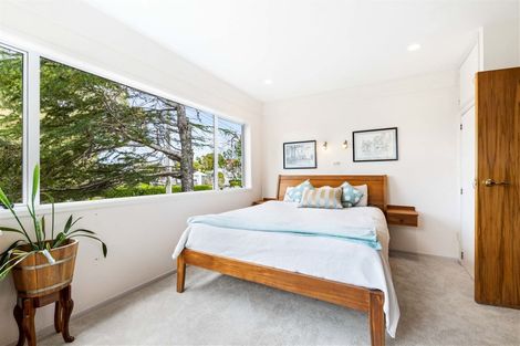 Photo of property in 113 Tiroroa Avenue, Te Atatu South, Auckland, 0610