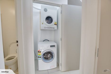 Photo of property in 3a Anderson Terrace, Mount Cook, Wellington, 6021