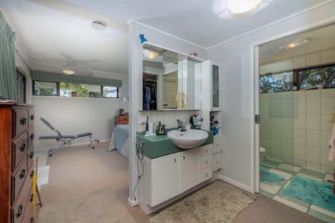 Photo of property in 90 Kemp Road, Kerikeri, 0230