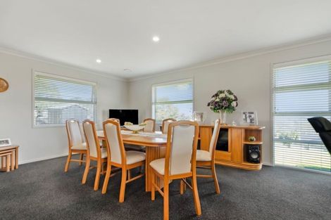 Photo of property in 5 Bernora Crescent, Bombay, 2675