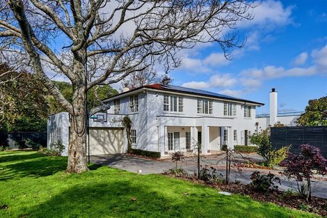 Photo of property in 25 Cheviot Road, Lowry Bay, Lower Hutt, 5013