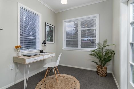 Photo of property in 75 Park Road, Carterton, 5713