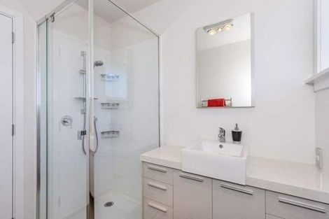 Photo of property in 2/182 Bowhill Road, New Brighton, Christchurch, 8083