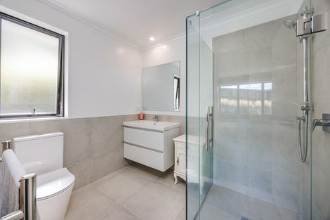 Photo of property in 135 Harriet Johnston Drive, Pokeno, 2402