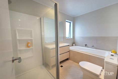 Photo of property in 10 Te Rau Place, Hobsonville, Auckland, 0616