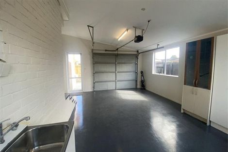 Photo of property in 61a Cambridge Terrace, Papatoetoe, Auckland, 2025