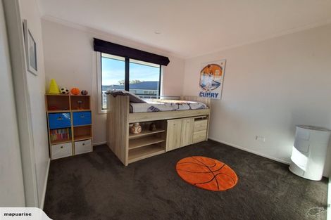 Photo of property in 4 Les Wakefield Road, Mapua, 7005