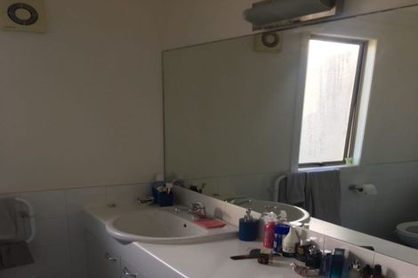 Photo of property in 17 Belle Verde Drive, Sunnynook, Auckland, 0630