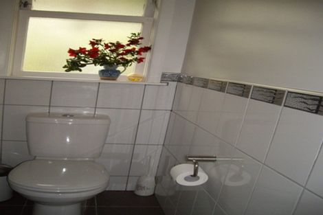 Photo of property in 37 Huntleigh Park Way, Ngaio, Wellington, 6035