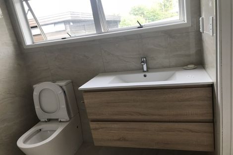 Photo of property in 24 Lake View Road, Takapuna, Auckland, 0622