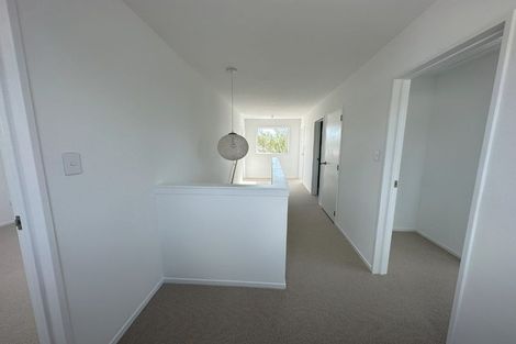 Photo of property in 2a Northgrove Avenue, Hillcrest, Auckland, 0627