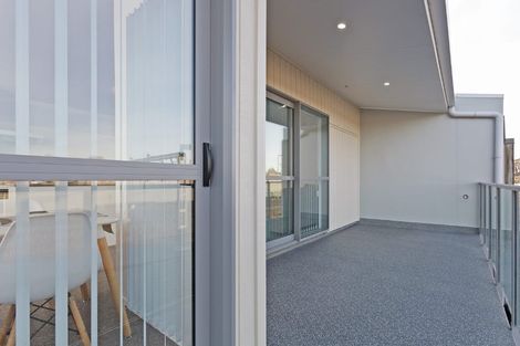 Photo of property in 12/26 Railway Street West, Papakura, 2110