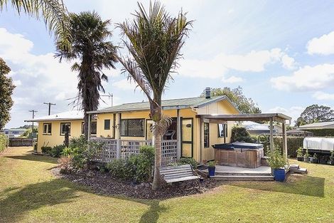Photo of property in 2 Duncan Road, Awhitu, Waiuku, 2684