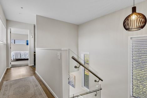 Photo of property in 14 Pukenamu Road, Rainbow Point, Taupo, 3330