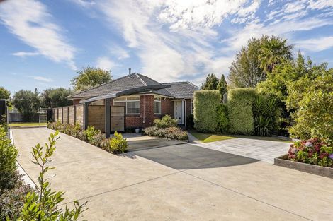 Photo of property in 375 Ilam Road, Bryndwr, Christchurch, 8053