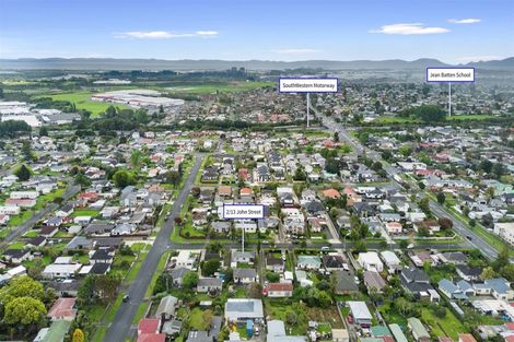 Photo of property in 2/13 John Street, Mangere East, Auckland, 2024