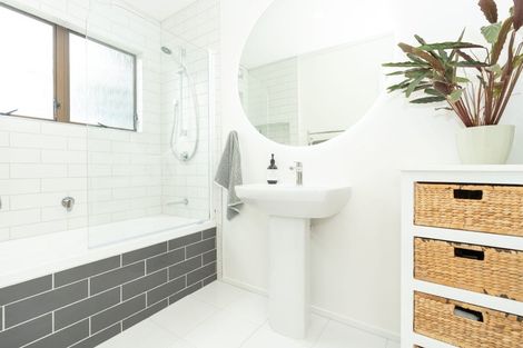 Photo of property in 6 Deborah Place, Dinsdale, Hamilton, 3204