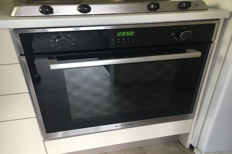 Photo of property in 19 George Street, Thorndon, Wellington, 6011