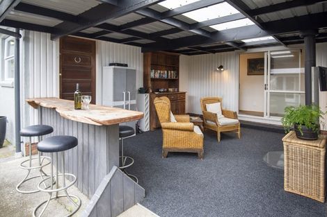 Photo of property in 419 Pakuranga Road, Pakuranga Heights, Auckland, 2010