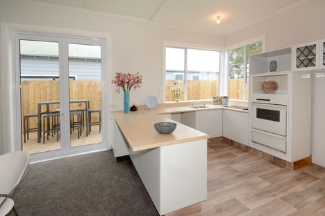 Photo of property in 15 West Avenue, Saint Clair, Dunedin, 9012