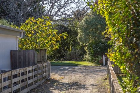 Photo of property in 41a Esther Street, Martinborough, 5711
