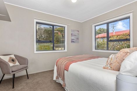 Photo of property in 60 Chesterton Street, Johnsonville, Wellington, 6037