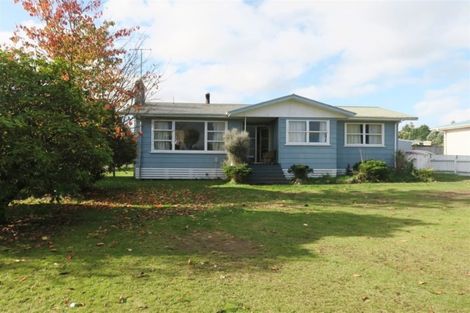 Photo of property in 37 Aotea Crescent, Tokoroa, 3420