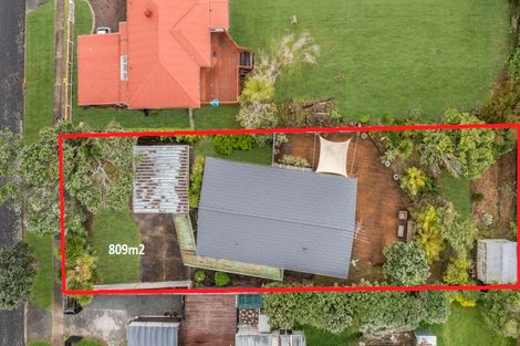 Photo of property in 9 Mcinnes Road, Weymouth, Auckland, 2103