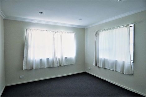 Photo of property in 19 Virgo Place, Glen Eden, Auckland, 0602