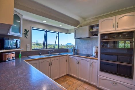 Photo of property in 50 Hillcrest Road, Otumoetai, Tauranga, 3110